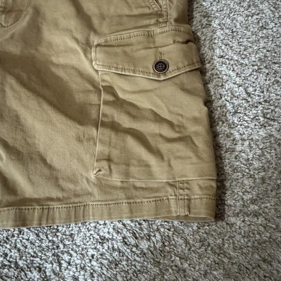 Lucky Brand Shorts Mens 32 Khaki Cargo Flat Front Utility Pockets Casual Chino - Picture 2 of 11